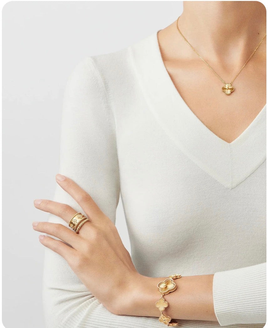 Collier pendentif trèfle porte-bonheur or